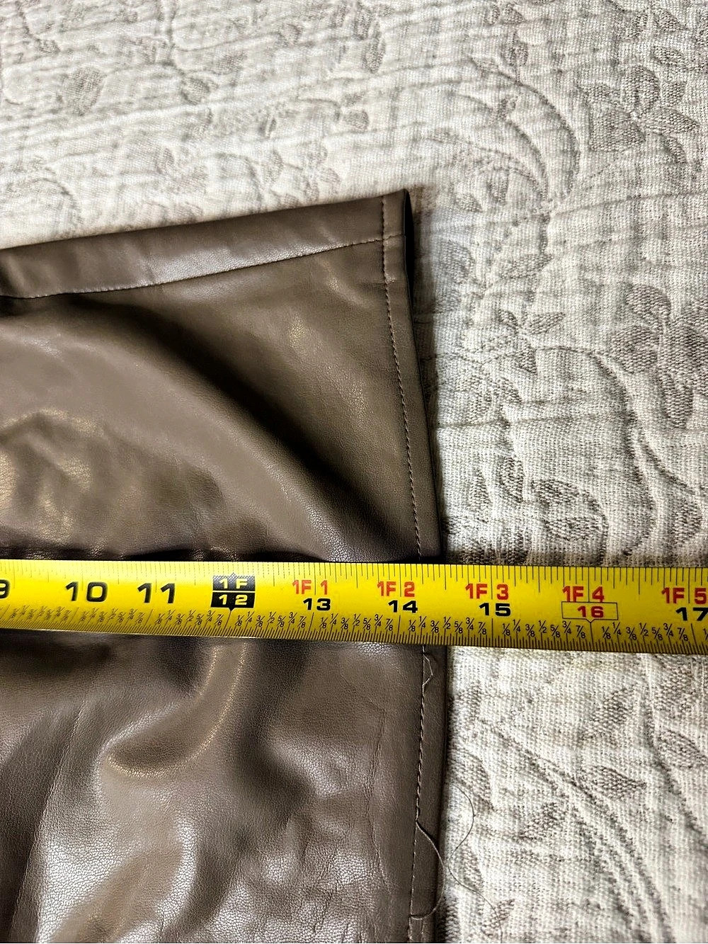 Forever 21 Women's Faux Leather Mini Skirt Brown Taupe
Size M Y2K Fall - Picture 8 of 8